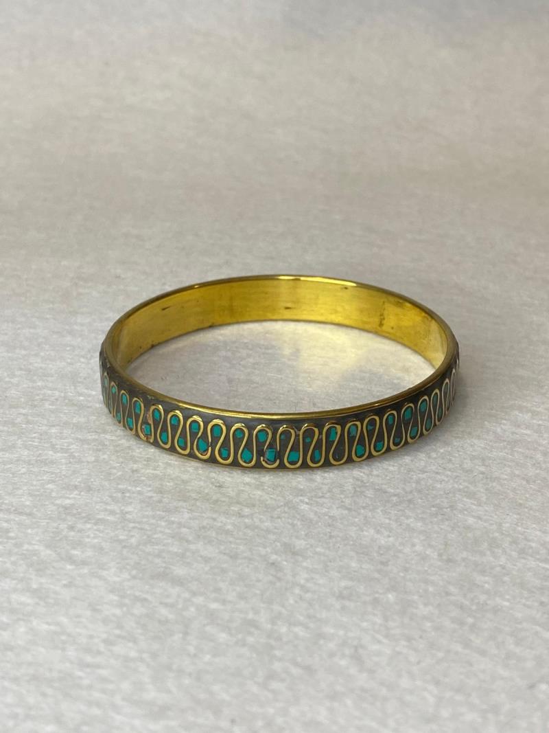 BRACCIALE IN OTTONE STILE TIBETANO DETTAGLIO TURCHESE