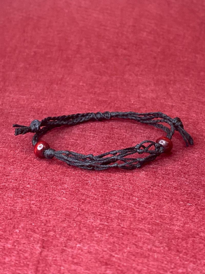 BRACCIALE PORTA PIETRE IN MACRAME' NERO